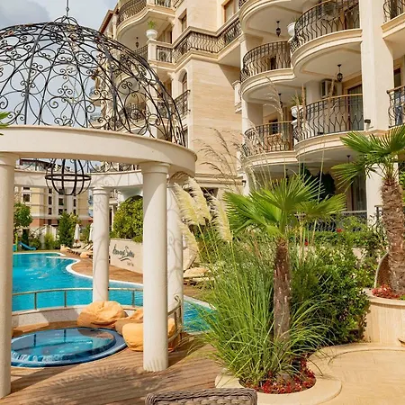 ホテル Menada Harmony X